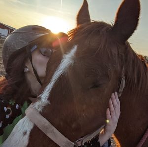 Meet your Posher, Hannah